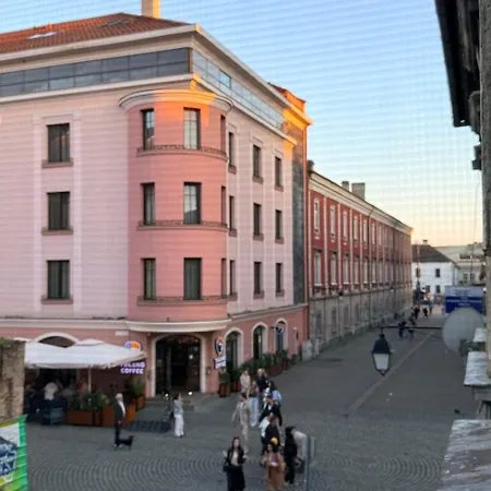 Apartament Cozy, Centrally Located In The Heart Of
